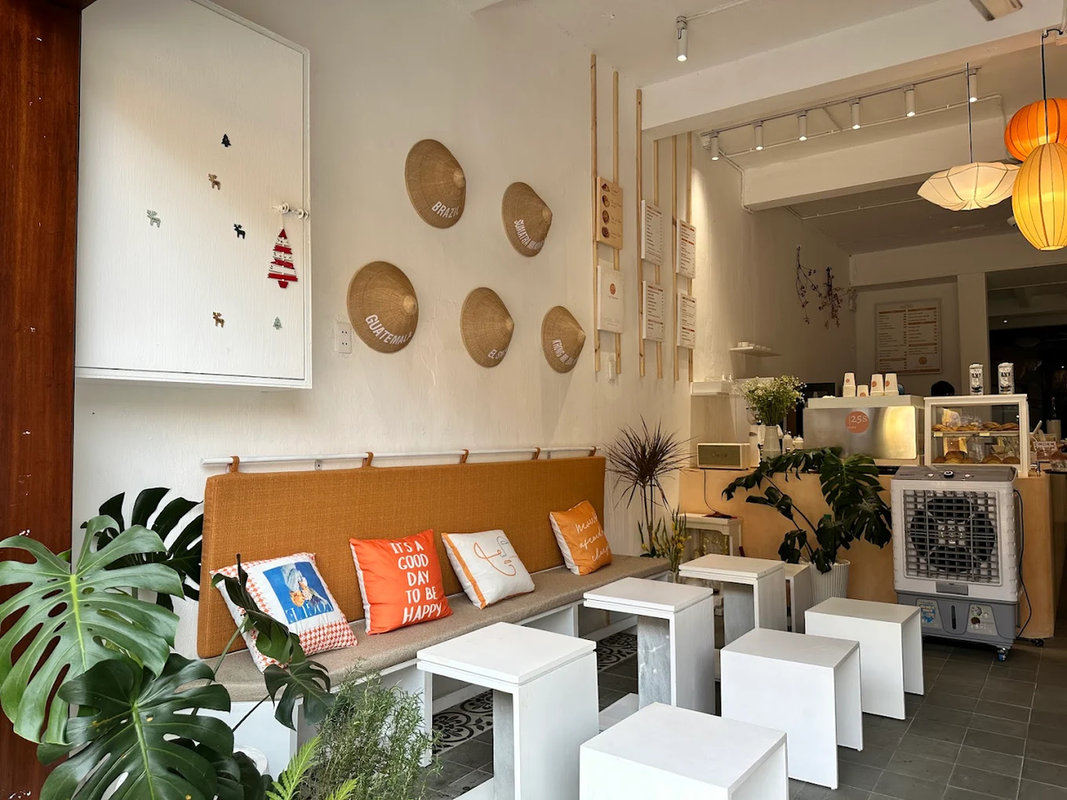 Contemporary design mixing industrial elements with Vietnamese touches